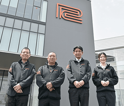 ローランド株式会社　甲斐 洋一朗 様・鈴木 秀和 様・藤田 綾乃 様・宮嶋 猛 様